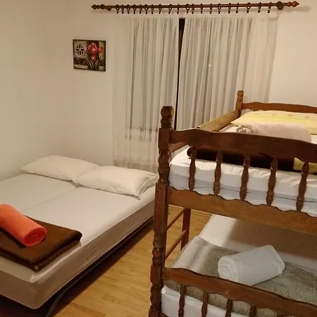 River House Buna Μόσταρ